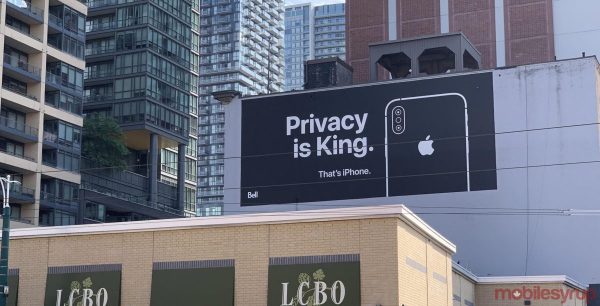 Как правительство США iPhone взломать не может (на самом деле может)