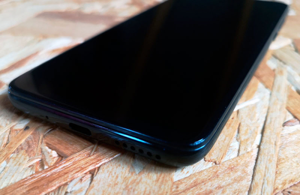 Обзор Motorola G8 Power: смартфон с большим аккумулятором