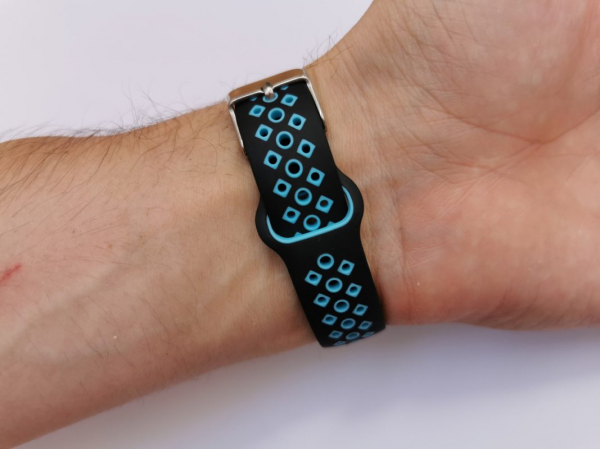 Ключ в браслете, но уже от производителя. Smarterra FitMaster Ton