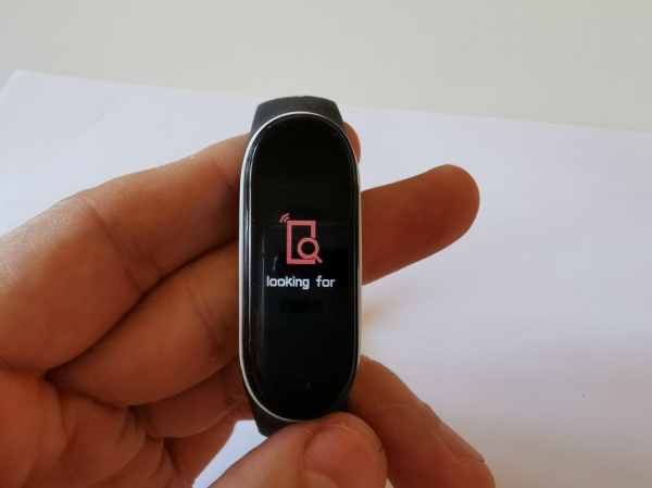 Ключ в браслете, но уже от производителя. Smarterra FitMaster Ton