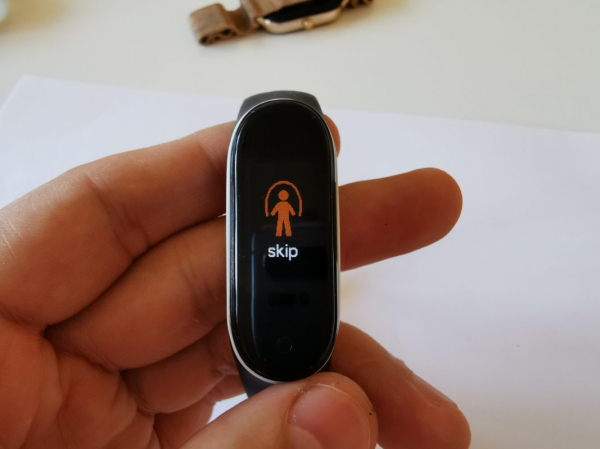 Ключ в браслете, но уже от производителя. Smarterra FitMaster Ton