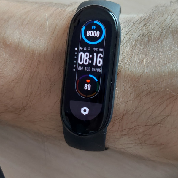 Обзор Xiaomi Mi Band 6: больше и лучше
