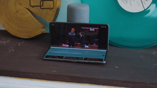 Обзор Tecno Phantom V Fold: доступная раскладушка