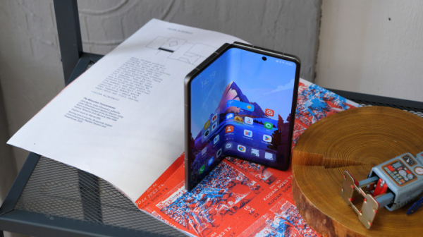 Обзор Tecno Phantom V Fold: доступная раскладушка