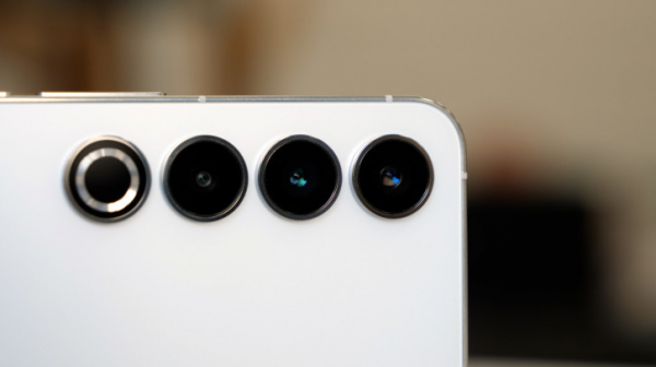 Обзор Meizu 20 Pro: игрофон с нюансами