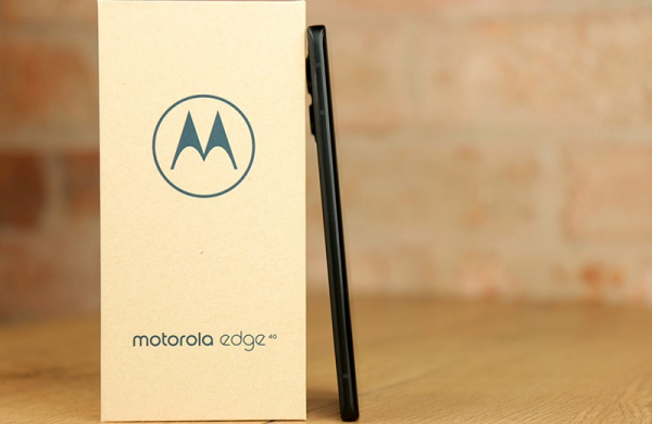 Обзор Motorola Edge 40: просто хорошего смартфона без лишних безделушек