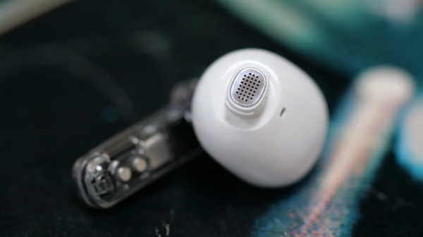 Обзор Nothing Ear (2): стильные TWS-наушники