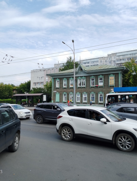 Обзор Realme C53: есть свои тонкости