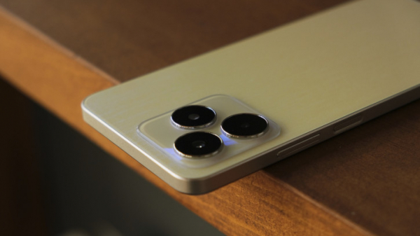 Обзор Realme C53: есть свои тонкости