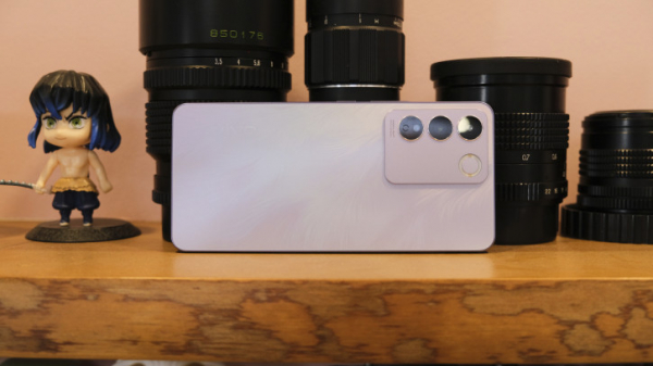 Обзор vivo T2: мы тебя узнали!