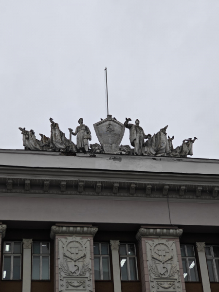 Обзор Xiaomi 14 Pro: титан верхом на драконе!