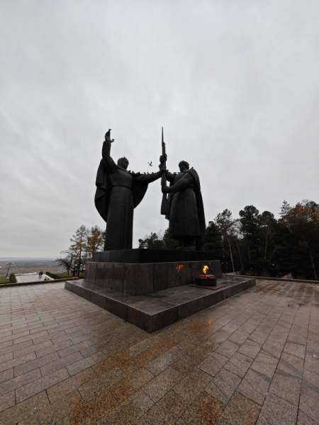 Обзор Xiaomi 14 Pro: титан верхом на драконе!