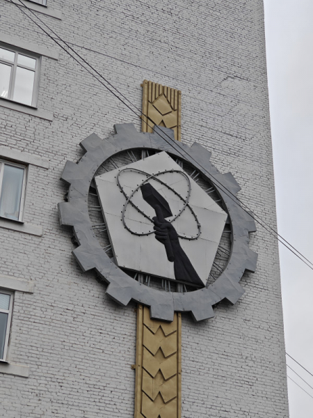 Обзор Xiaomi 14 Pro: титан верхом на драконе!