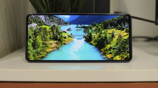 Обзор vivo T2: мы тебя узнали!