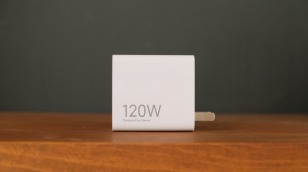 Обзор Xiaomi 14 Pro: титан верхом на драконе!