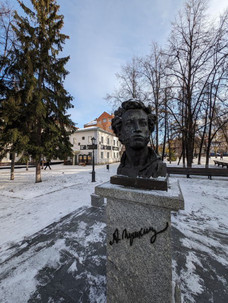 Обзор Pixel 8 и Pixel 8 Pro: очень много нейросетей