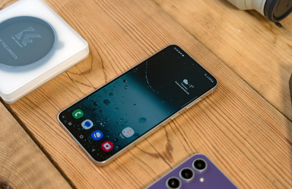 Обзор смартфона Samsung Galaxy S24 Plus: начало ли это революции ИИ в смартфонах? Обзор смартфона Samsung Galaxy S24 Plus: начало ли это революции ИИ в смартфонах?