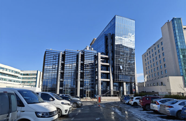 Обзор OnePlus 12R: мощного смартфона с лучшим дисплеем в истории компании Обзор OnePlus 12R: мощного смартфона с лучшим дисплеем в истории компании