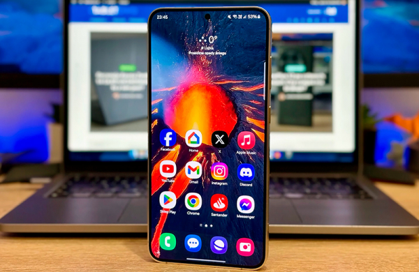 Обзор смартфона Samsung Galaxy S24 Plus: начало ли это революции ИИ в смартфонах? Обзор смартфона Samsung Galaxy S24 Plus: начало ли это революции ИИ в смартфонах?