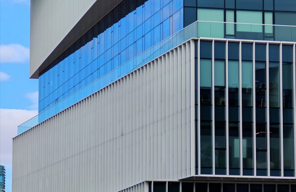 Обзор Nubia Z60 Ultra: флагманского смартфона с огромным экраном без вырезов Обзор Nubia Z60 Ultra: флагманского смартфона с огромным экраном без вырезов